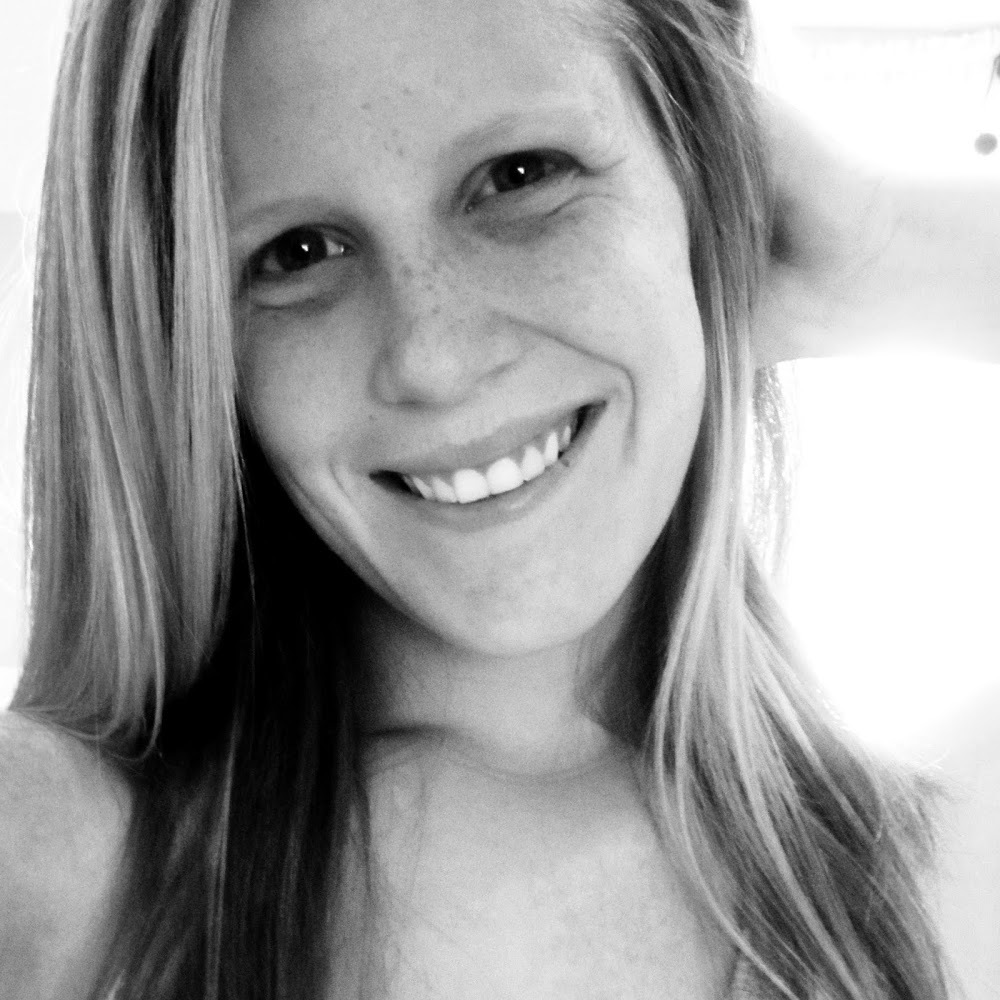 Meet your Posher, Caitlin